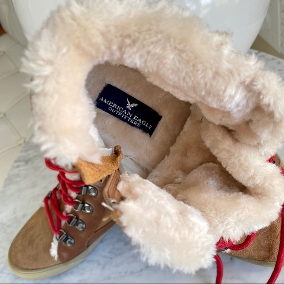 American Eagle Fur Lined Suede Sneaker Boots NWOT - Picture 2 of 11
